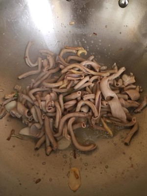 Stir-fried Duck Intestines recipe