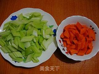 Refreshing Small Cold Dish------[cold Peanut and Celery] recipe