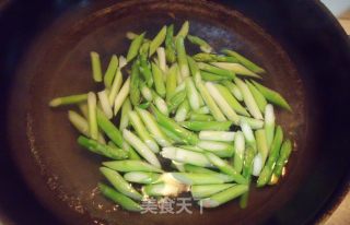 The Fresh Fragrance Brought by The King of Vegetables-asparagus and Shrimp Rice recipe