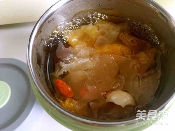 Tremella and Sydney Soup Pot recipe
