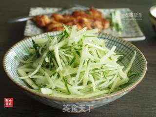 Cucumber Salad: A Light Meal to Enjoy recipe