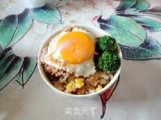 A Nutritious Lunch for Two-----mushroom Meat Cake Nest Egg Rice recipe