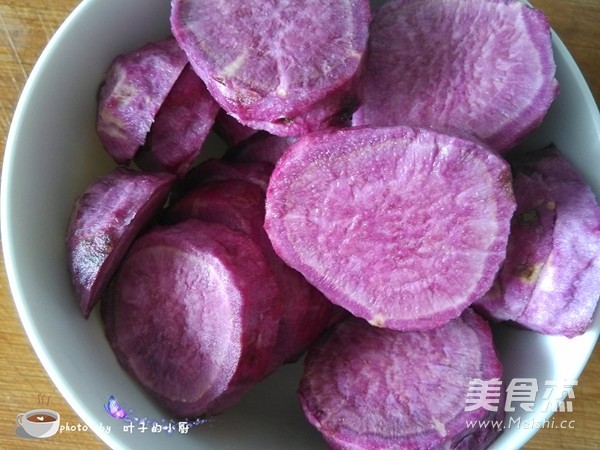 Purple Sweet Potato Lotus Cake recipe