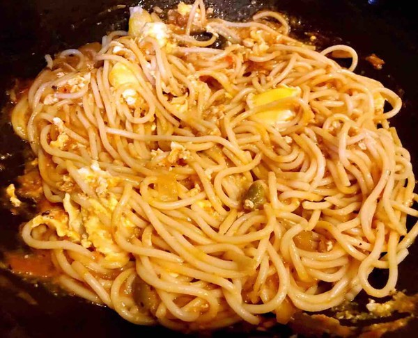 Spaghetti with Golden Egg Tomato Meat Sauce recipe