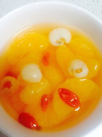 Orange Longan Goji Berry Soup