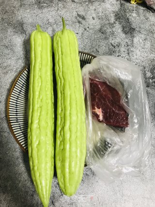 Stir-fried Beef with Bitter Gourd recipe