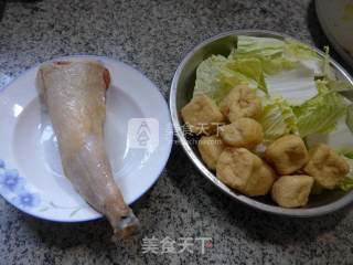 Boiled Chicken Drumsticks with Tofu and Cabbage recipe