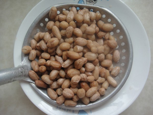 Peanuts Mixed with Green Beans recipe