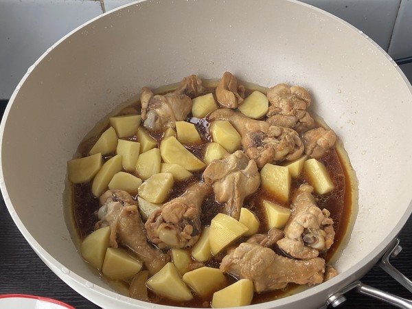 Potato Stew Chicken, Easy to Learn, and Eat with Rice! recipe