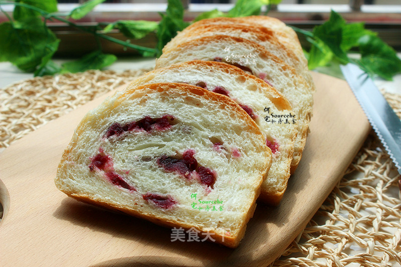 Soft and Delicious, Purple Sweet Potato Bread recipe