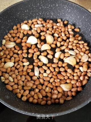 Spiced Fried Peanuts recipe