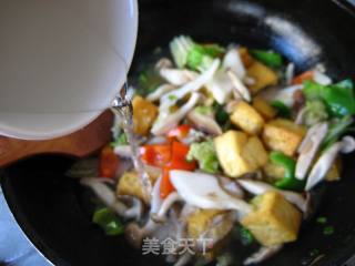 [cantonese Cuisine]-shacha Fish Head Pot recipe