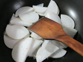 Stir-fried Radish with Tripe recipe