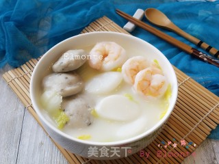 Shrimp Soup Rice Cake with Dace recipe