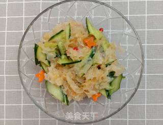 Cucumber with Tremella recipe