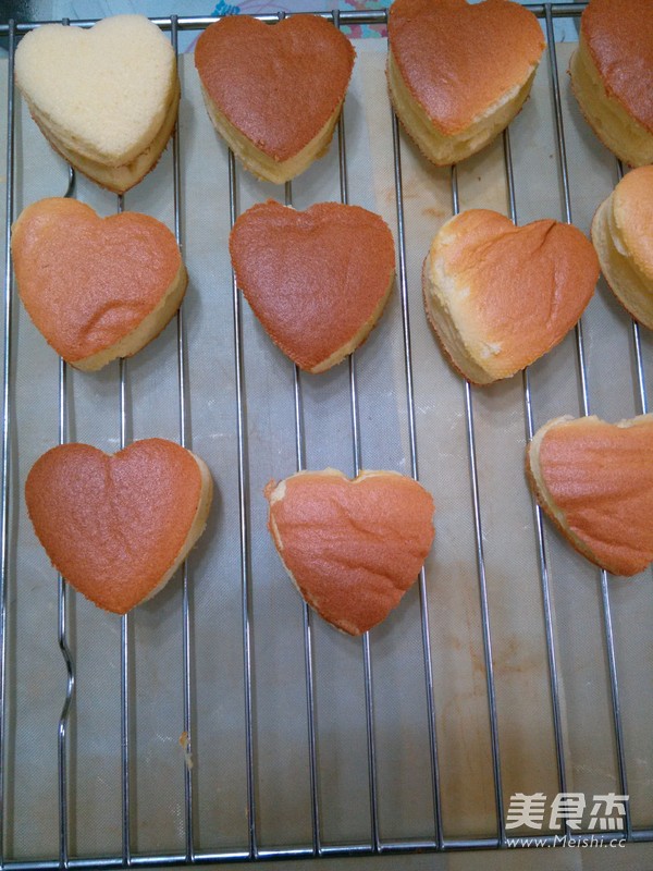 Chocolate Drenched Love Heart Cake recipe