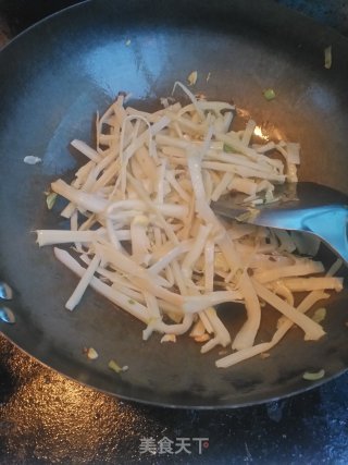 Stir-fried Bamboo Shoot Tips recipe