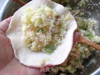 Cabbage Shrimp Veggie Bun recipe