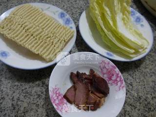 Beef and Cabbage Corrugated Noodles recipe