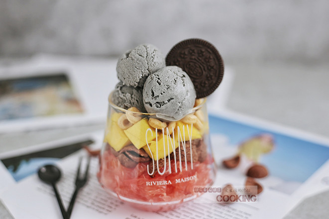 Sesame Ice Cream Parfait Cup recipe