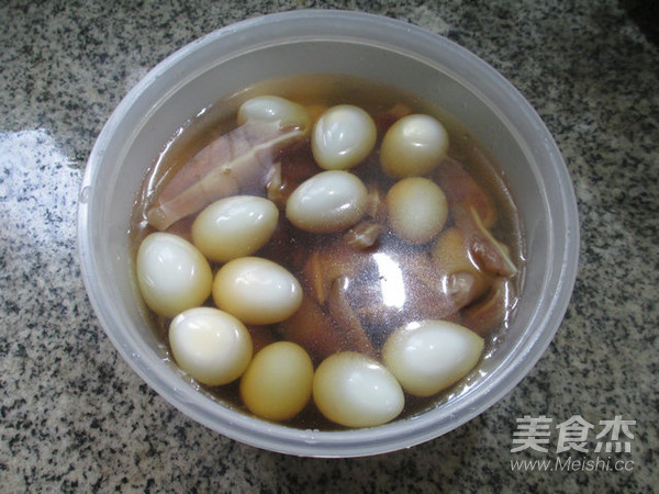 Pork Ears and Quail Eggs recipe