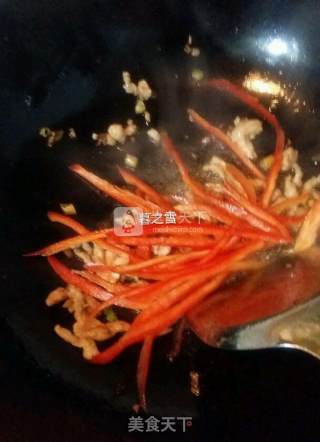 Stir-fried Shredded Pork with Bean Sprouts recipe