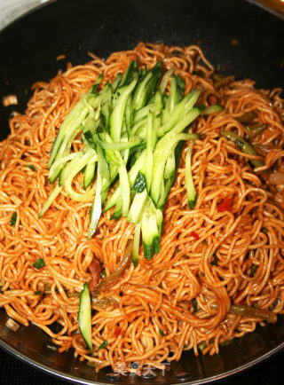 Colorful Braised Noodles recipe