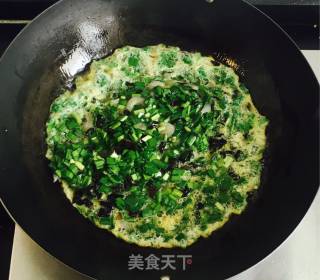 Scrambled Eggs with Leek and Shrimp recipe