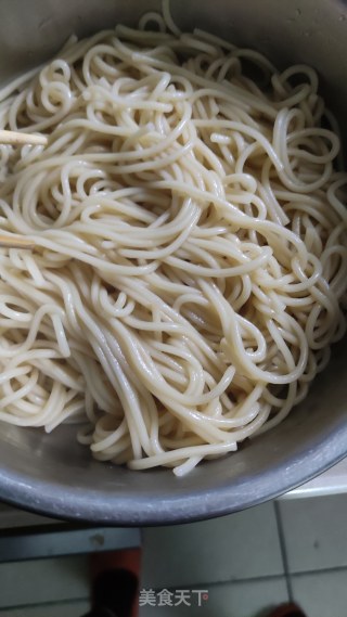 Home-cooked Version of Hot Dry Noodles recipe