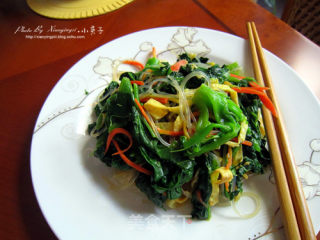 Red, Yellow, White and Green Who Do You Love More--the Protagonist is Spinach recipe