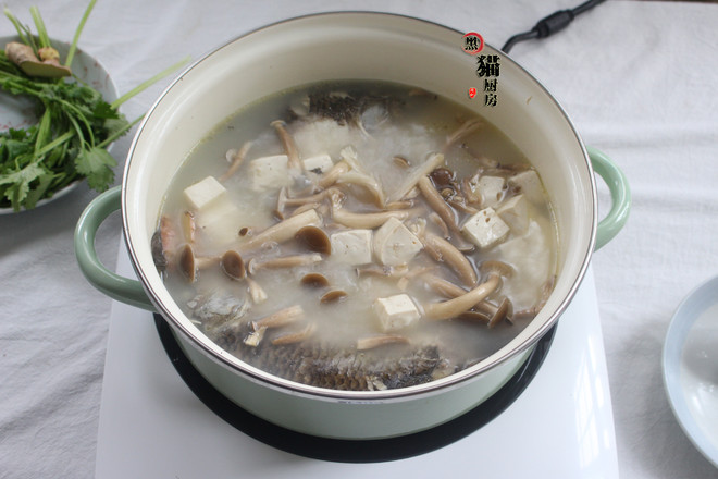 Crucian Carp, Tofu, Mushroom Soup recipe