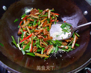 Stir-fried Pork with Dried Leek recipe