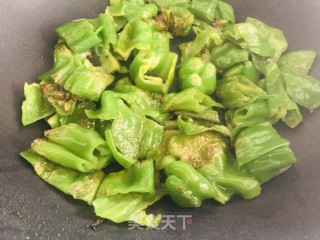 The Best Green Pepper with Tiger Skin in History recipe