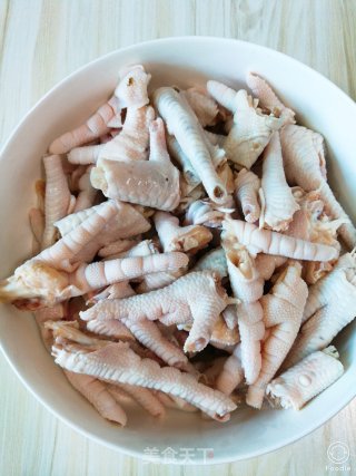 Internet Celebrity Food-"lemon Fragrant Chicken Feet" recipe