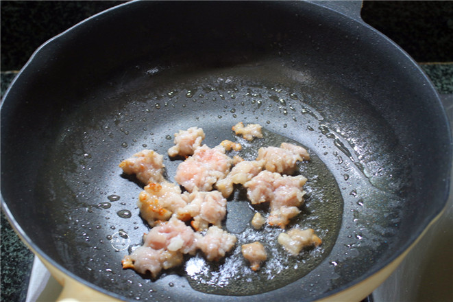 Loofah and Lean Meat and Mushroom Soup recipe