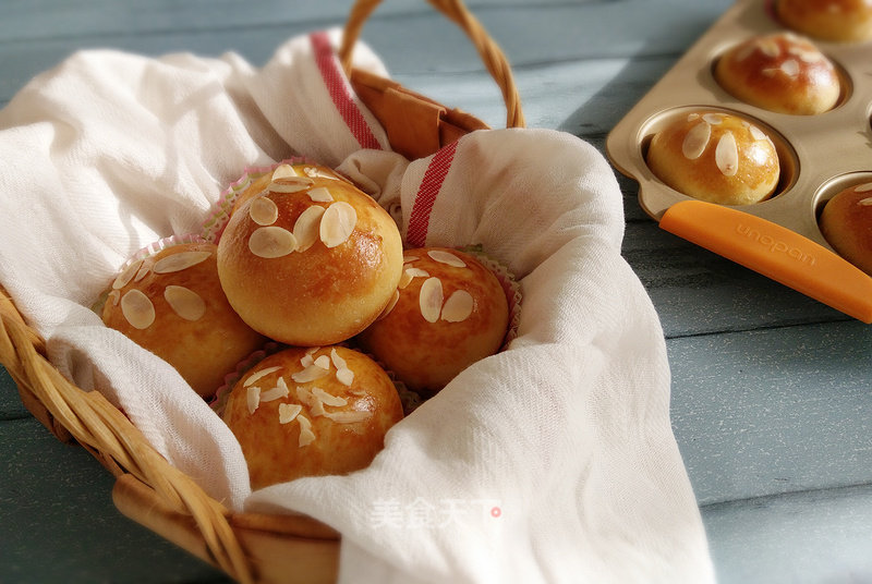 Whole Wheat Sweet Potato Meal Buns recipe