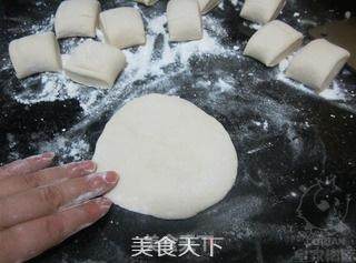 Crispy Durian Bun recipe