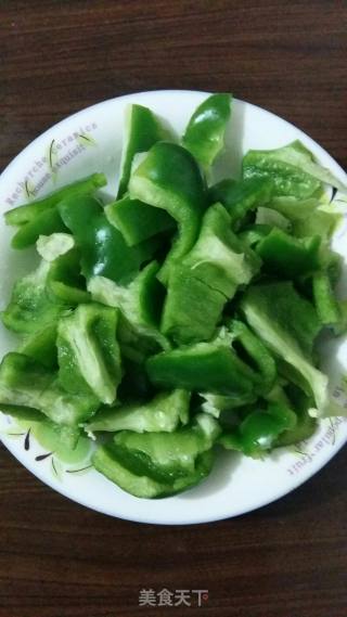 Healthy Family Green Pepper Stir-fried Pork recipe