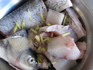 Grilled Fish Tail with Double Bamboo Shoots recipe