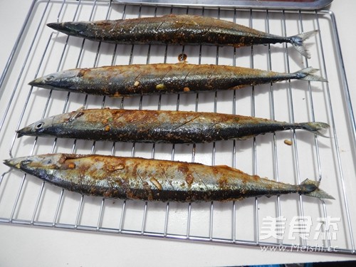 Grilled Saury with Cumin recipe