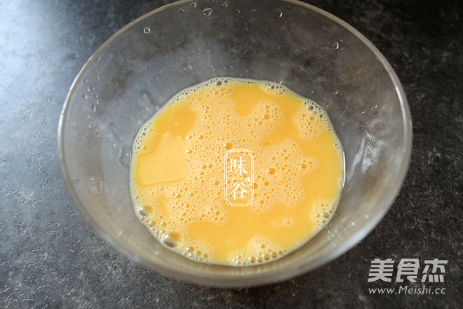 Steamed Egg with White Shell recipe