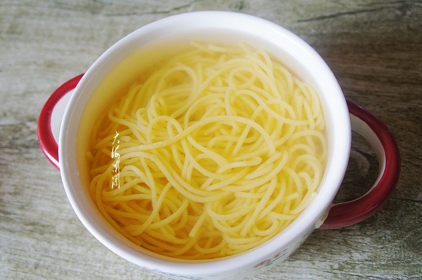 Shrimp Paste Noodles recipe
