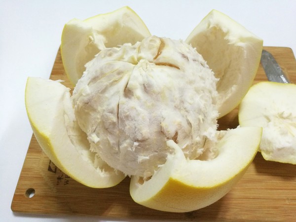 Candied Pomelo Peel Silk for Nourishing Lungs and Relieving Cough recipe