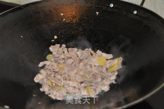 Boiled Pork Neck with Ginger and Spring Onion recipe