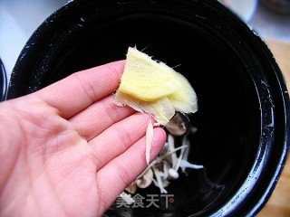 Mushroom Soup Double Noodle Fish Ball recipe