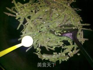 Stir-fried Lentil Shreds recipe