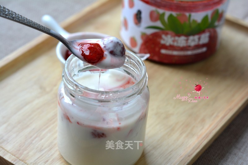 [beijing] Chilled Strawberry Yogurt recipe