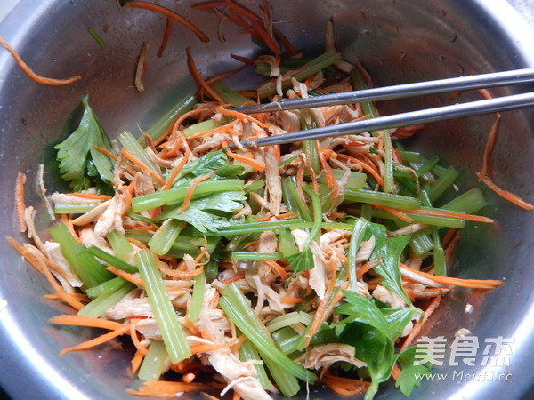 Shredded Chicken with Cress recipe