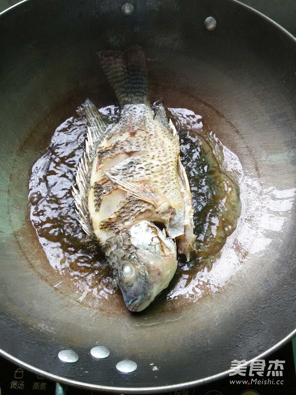 Braised Crucian Carp recipe