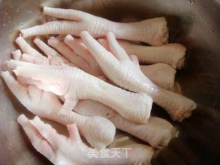 【sichuan Cuisine】--spicy Chicken Feet recipe